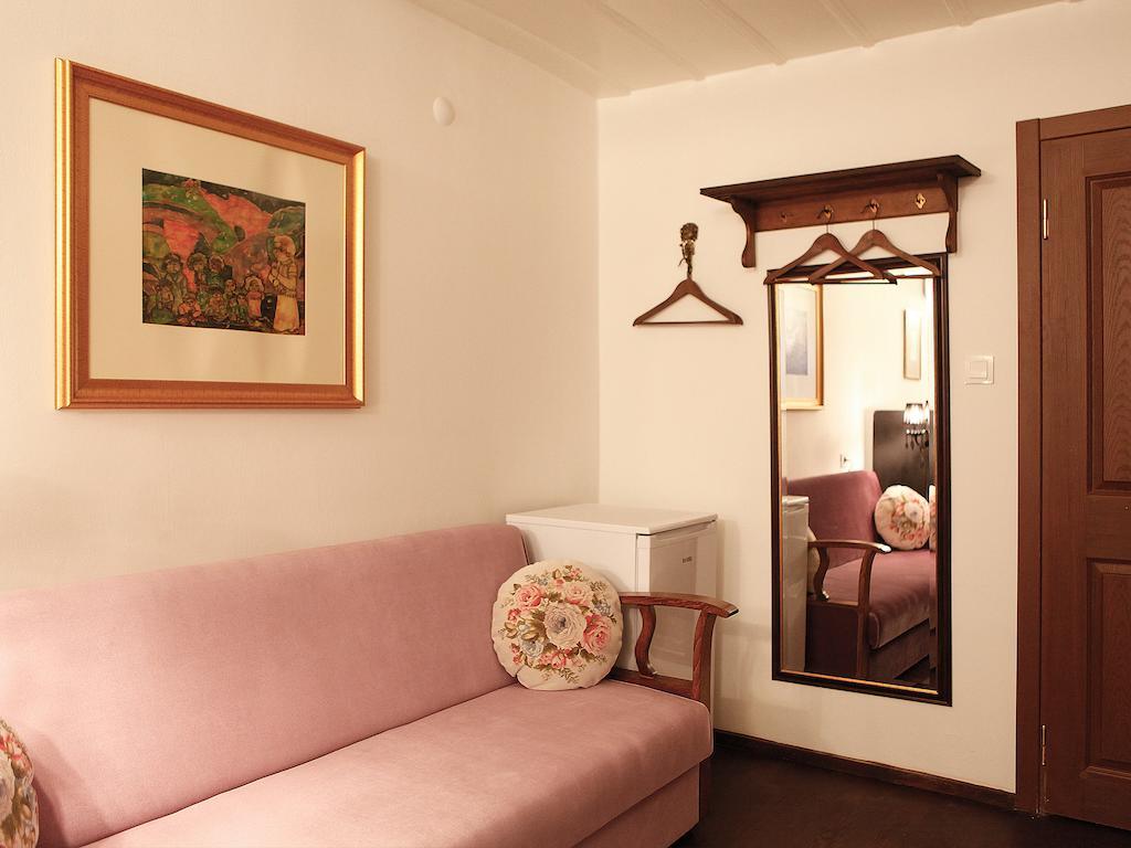 Marjolaine Hotel Ayvalı Rum bild